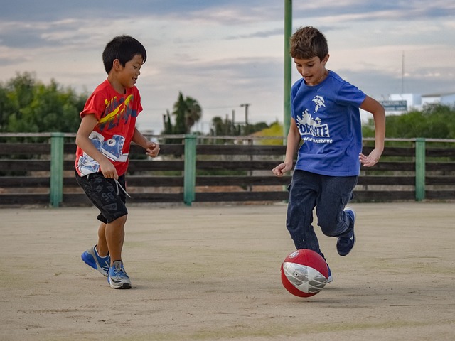 成都客战首尔：成都全主力出战，林加德首发，韦世豪替补