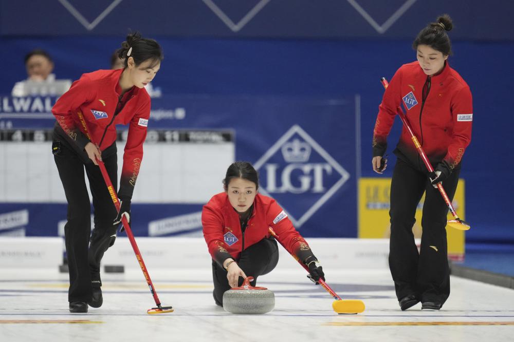 海纳：过去的几个赛季里，我们遇到这样的情况就放弃了