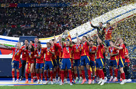 年轻球员及 年轻球员及